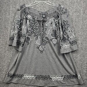 Lauren Michelle Woman 1X Gray Embroidered Boho Peasant Top Rayon Short Sleeve